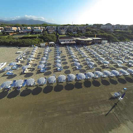 カスティリオーネ・デッラ・ペスカーイアCasa Marinaアパートメント エクステリア 写真